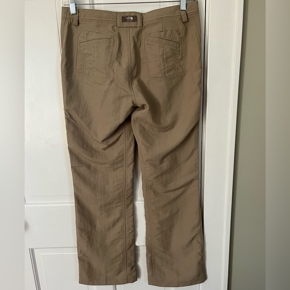 NWT The North Face Paramount Trail Hiking Pants Women's 12 UPF 30 Dune Beige - Picture 5 of 16